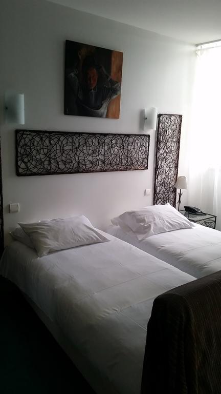 Appart'Hotel Bellevue Thermes De La Reine Bagneres-de-Bigorre Room photo